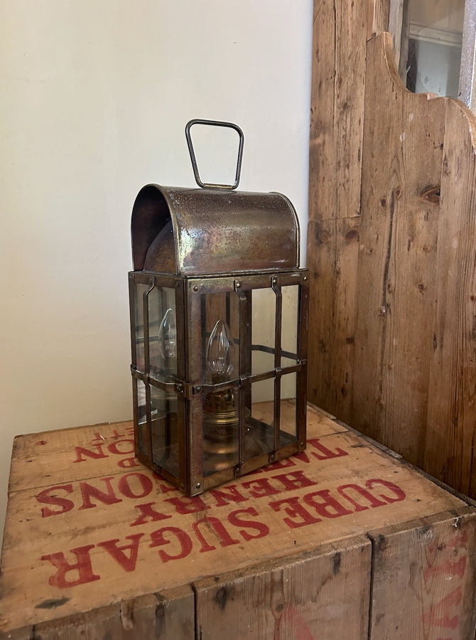 Metal Lantern Lamp